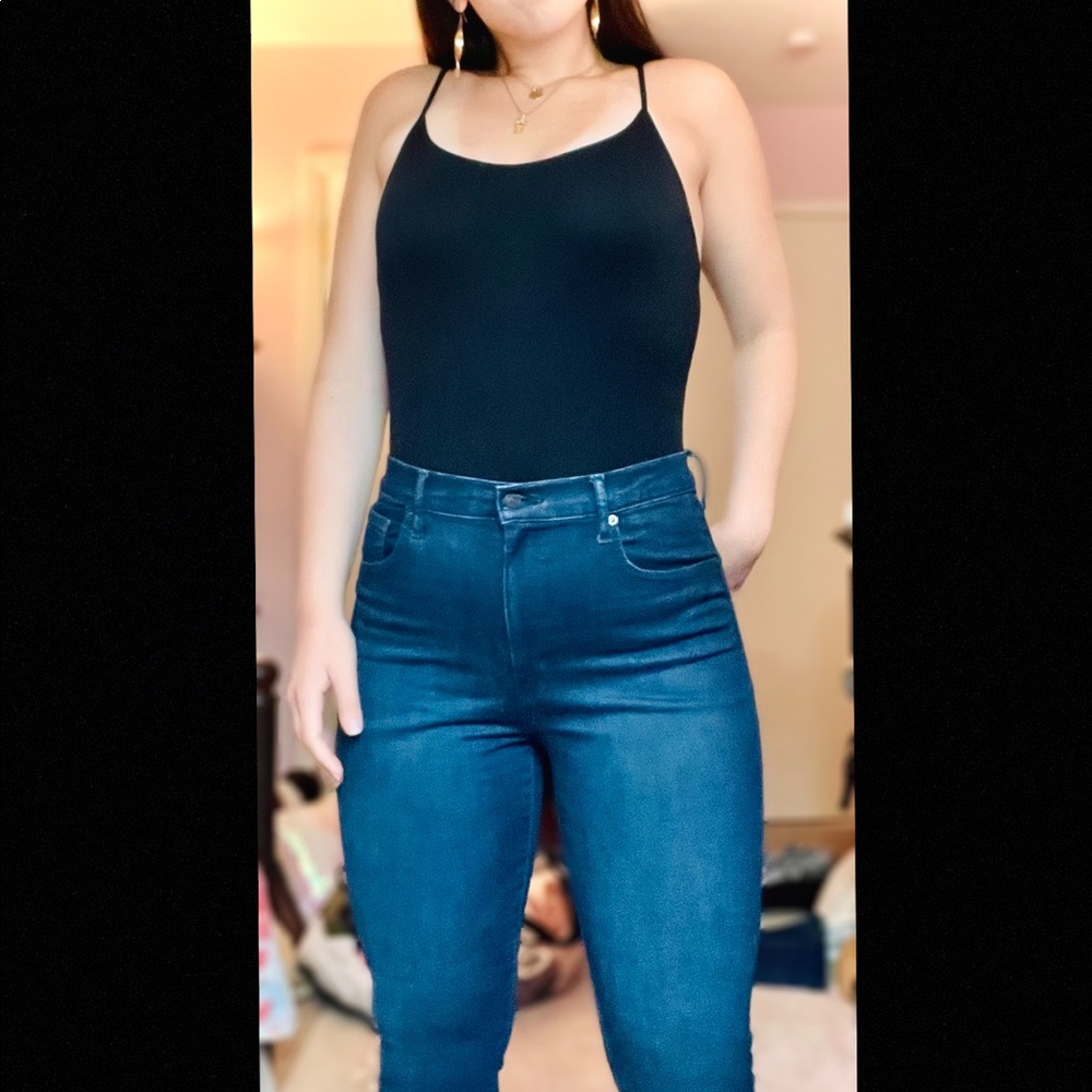 NWOT Levi’s Mile High Super Skinny Jeans! 💙